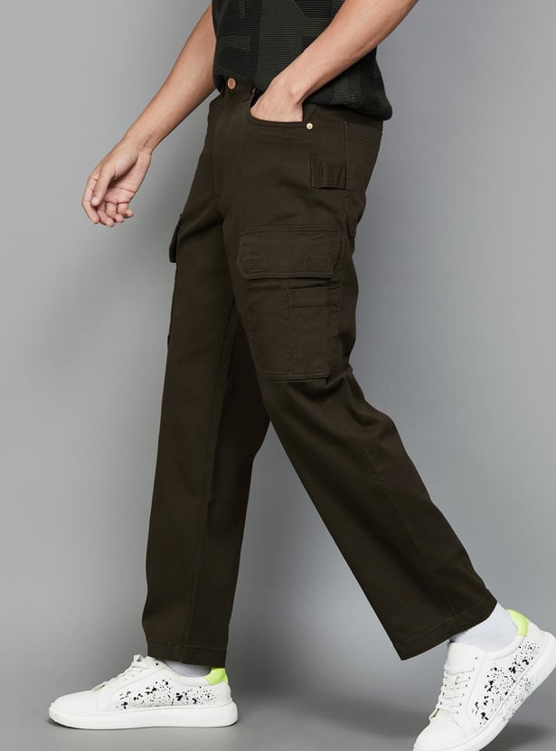 JACK & JONES Men Solid Regular Fit Cargo Trousers