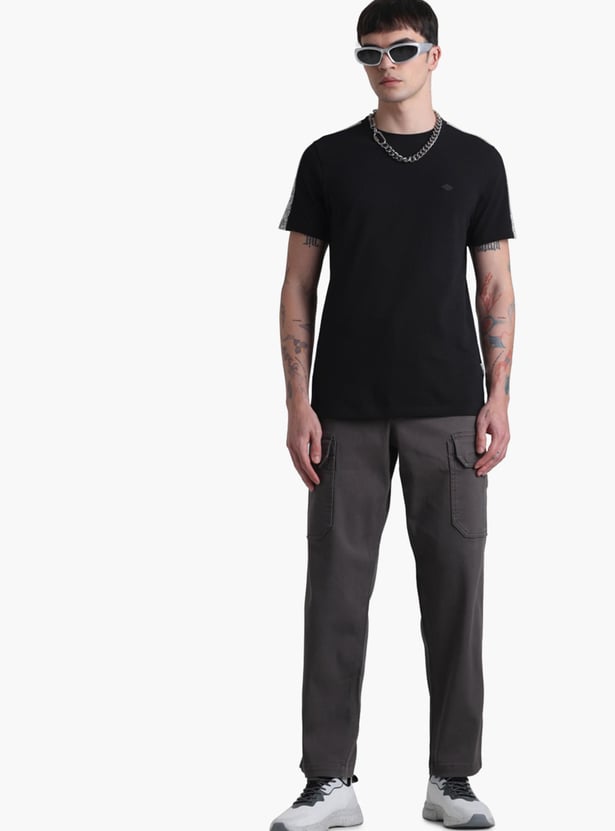 JACK & JONES Men Solid Regular Fit Cargo Trousers