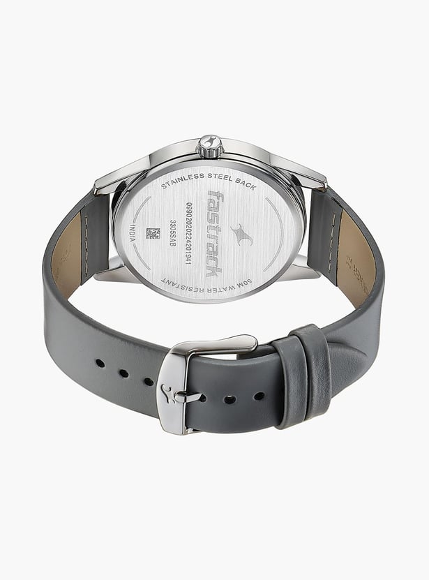 Buy FASTRACK Men Leather Strap Analog Watch - 3305SL02 from Fastrack at ...
