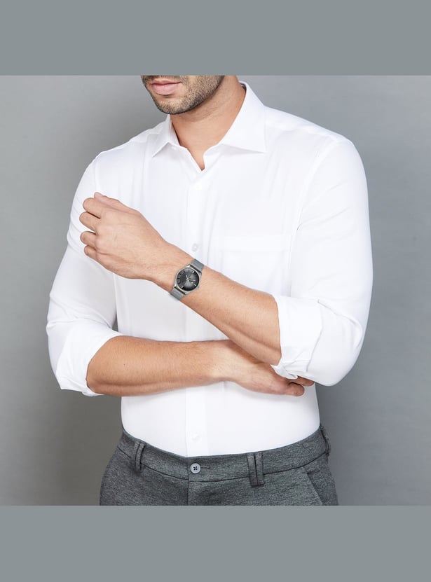 Buy FASTRACK Men Leather Strap Analog Watch - 3305SL02 from Fastrack at ...