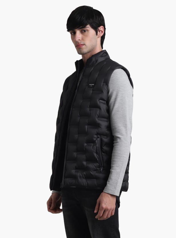 Buy JACK & JONES Men Sleeveless Padded Jacket from JACK