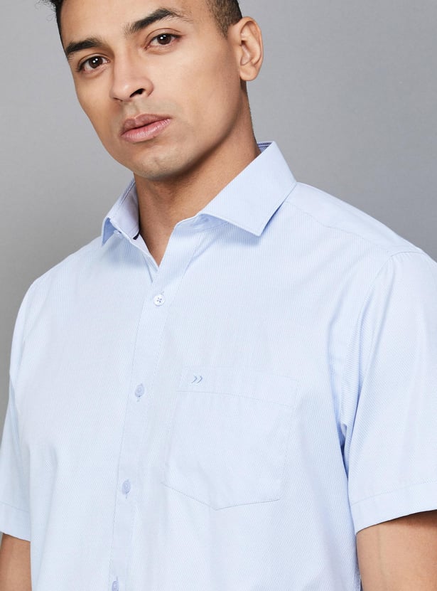 CODE Men Woven Regular Fit Formal Shirt