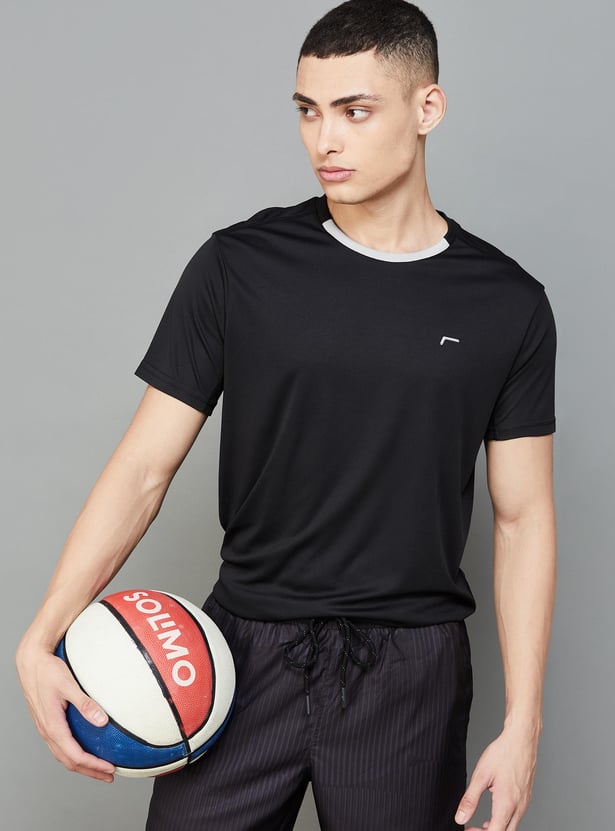 FAME FOREVER ACTIVE Men Solid Sports T-shirt