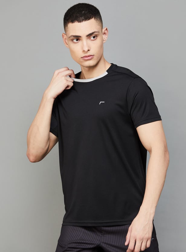 FAME FOREVER ACTIVE Men Solid Sports T-shirt