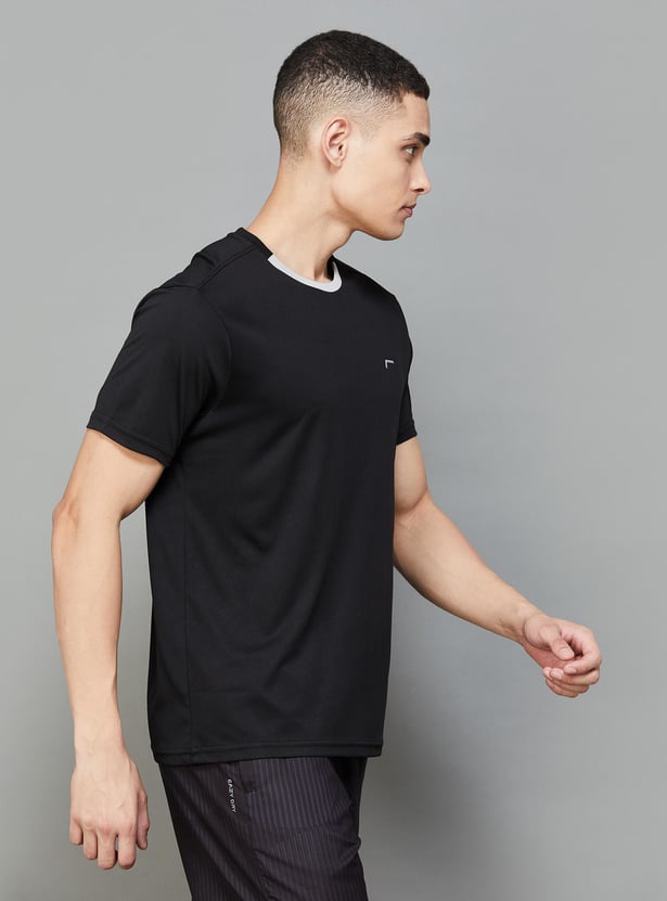 FAME FOREVER ACTIVE Men Solid Sports T-shirt