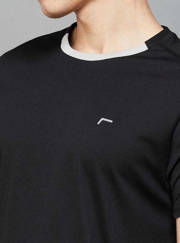 FAME FOREVER ACTIVE Men Solid Sports T-shirt
