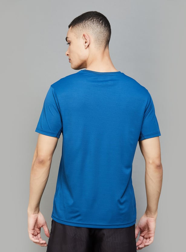 FAME FOREVER ACTIVE Men Solid Sports T-shirt