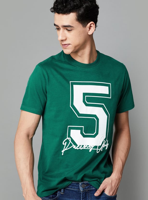 FAME FOREVER Men Typographic Print Regular Fit T-shirt
