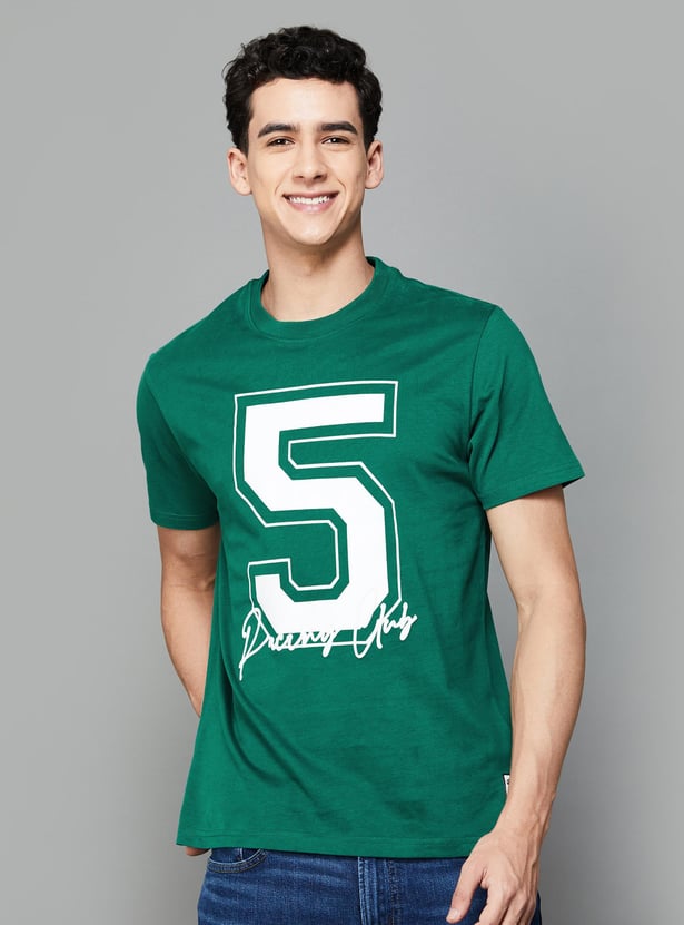 FAME FOREVER Men Typographic Print Regular Fit T-shirt