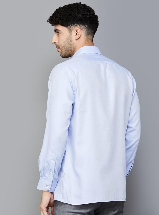 VAN HEUSEN Men Solid Slim Fit Formal Shirt