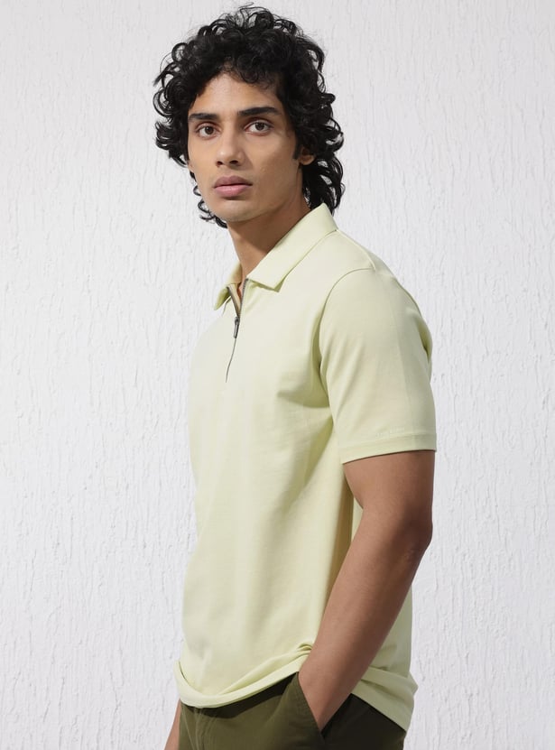 RARE RABBIT Men Solid Polo T-shirt