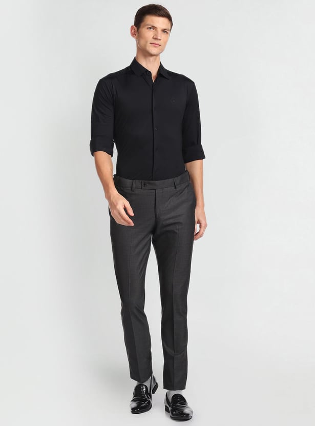 ARROW Men Solid Regular Fit Formal Trousers