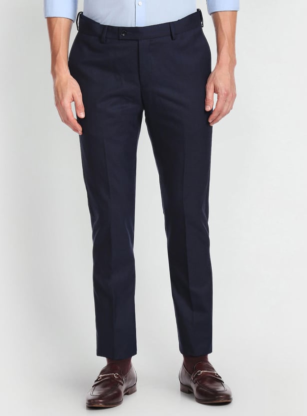 ARROW Men Solid Slim Fit Formal Trousers