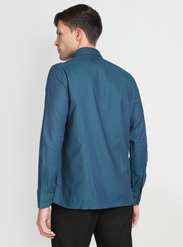 ARROW Men Textured Manhattan Formal Shirt (Slim)