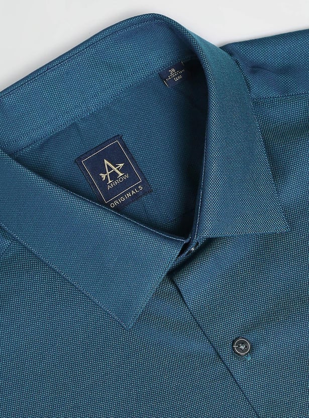ARROW Men Textured Manhattan Formal Shirt (Slim)