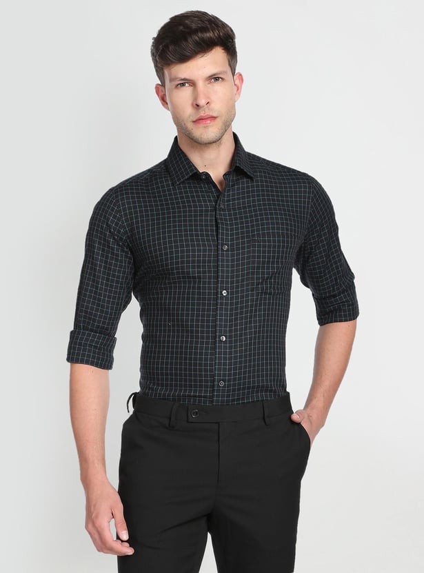 ARROW Men Checked Manhattan Formal Shirt (Slim)
