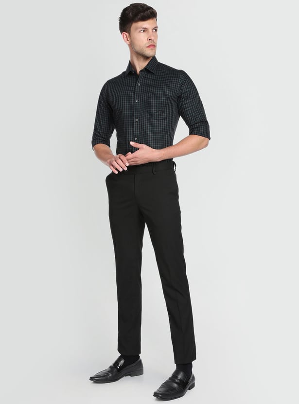 ARROW Men Checked Manhattan Formal Shirt (Slim)
