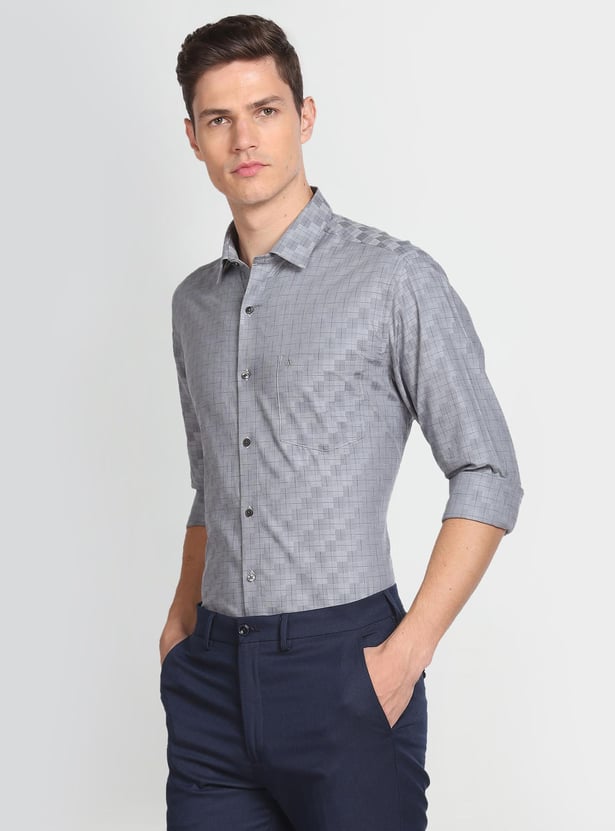 ARROW Men Checked Slim Fit Formal Shirt