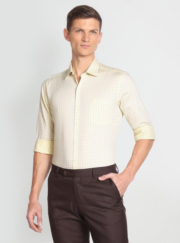 ARROW Men Checked Cotton Manhattan Formal Shirt (Slim)