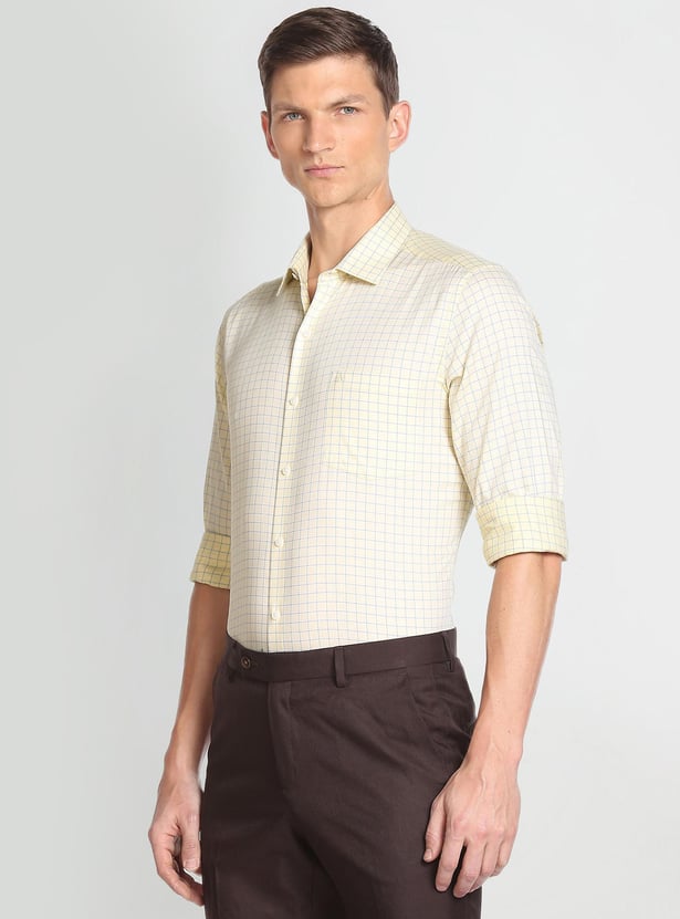 ARROW Men Checked Cotton Manhattan Formal Shirt (Slim)