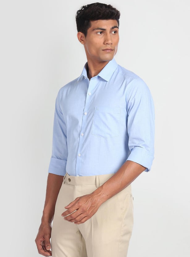 ARROW Men Solid Manhattan Formal Shirt (Slim)
