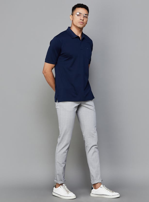 VH SPORTS Men Checked Slim Straight Casual Trousers