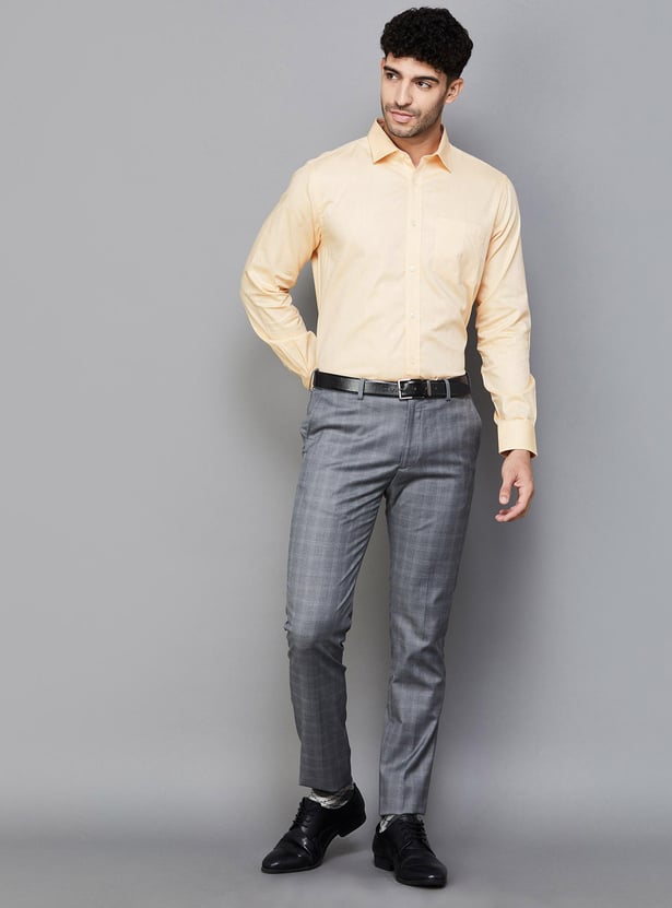 PARK AVENUE Men Solid Regular Fit Formal Shirt