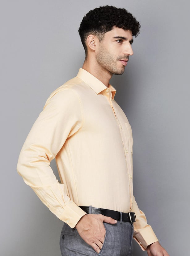 PARK AVENUE Men Solid Regular Fit Formal Shirt