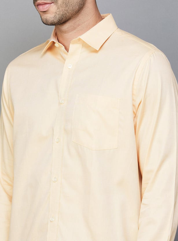 PARK AVENUE Men Solid Regular Fit Formal Shirt