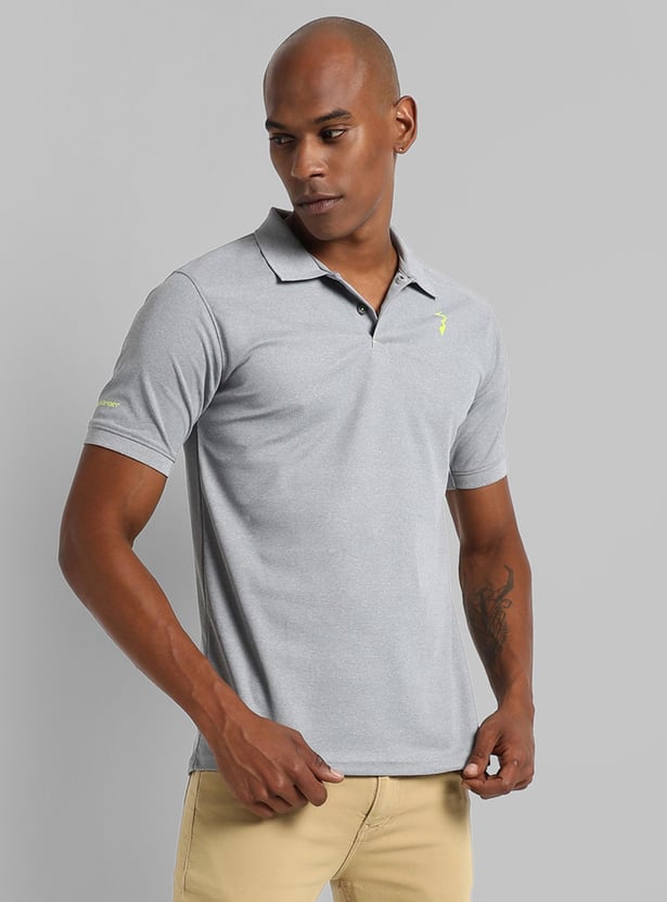 CAMPUS SUTRA Men Solid Activewear Polo T-shirt