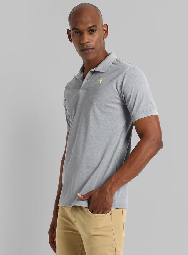 CAMPUS SUTRA Men Solid Activewear Polo T-shirt