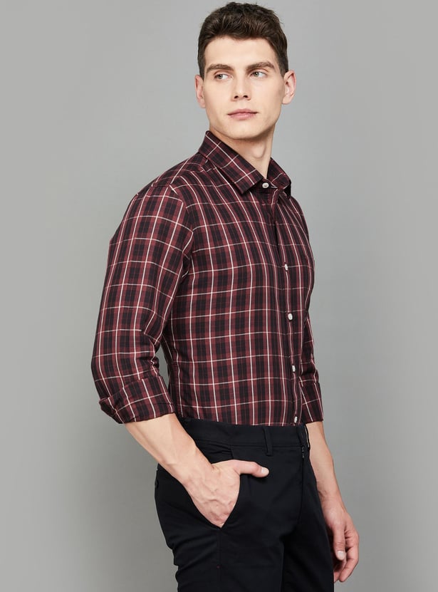 VH SPORTS Men Checked Slim Fit Casual Shirt