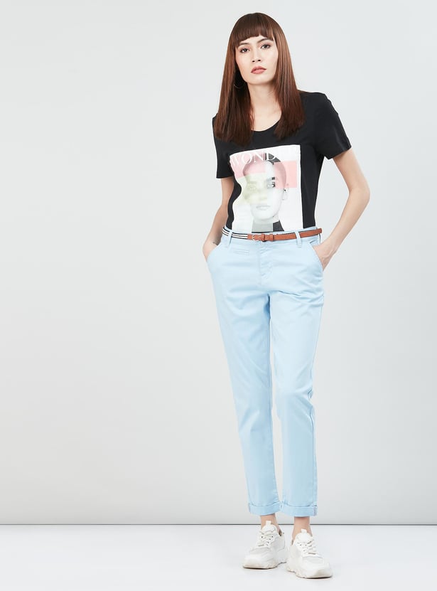 Women Solid Trousers with Belt