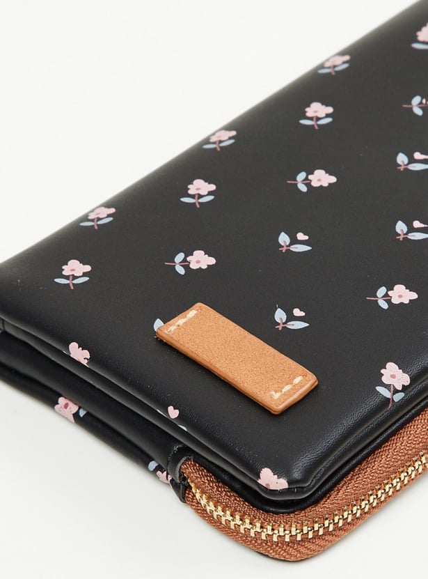 Women Floral Printed Bi-Fold Wallet