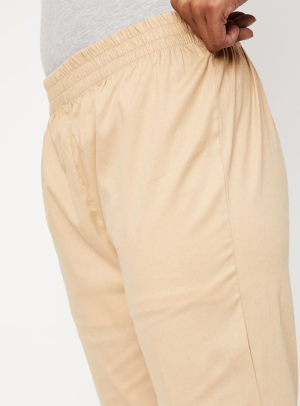 Women Solid Cropped Straight Pants