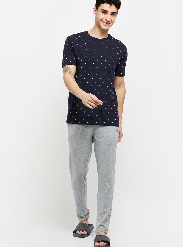 Men Printed Crew Neck T-Shirt With Solid Pyjama Pants