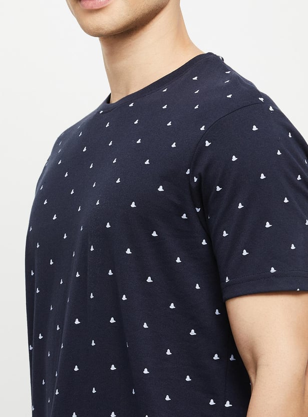 Men Printed Crew Neck T-Shirt With Solid Pyjama Pants