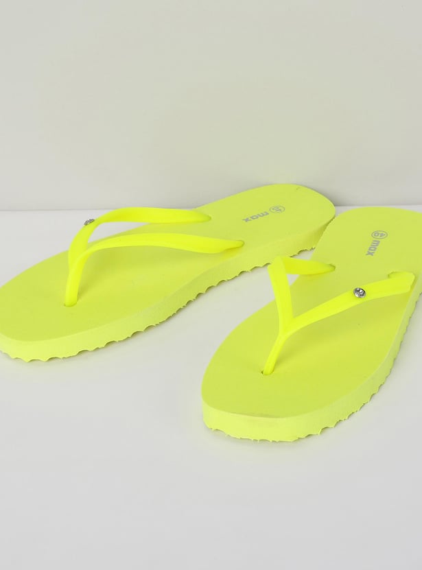 Women Solid V Strap Flip Flops
