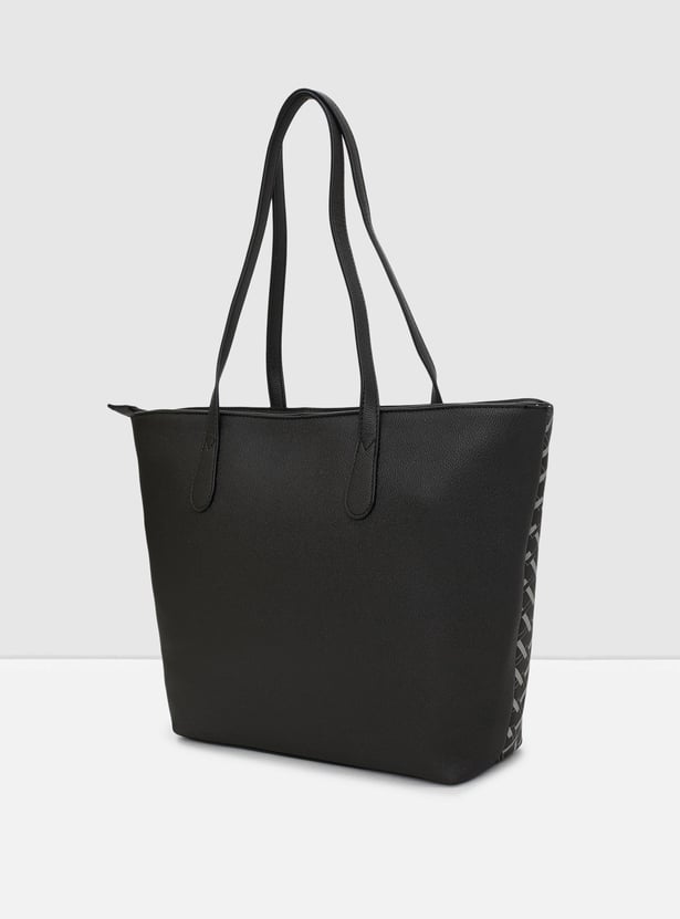 Women Geometric Printed Tote Bag