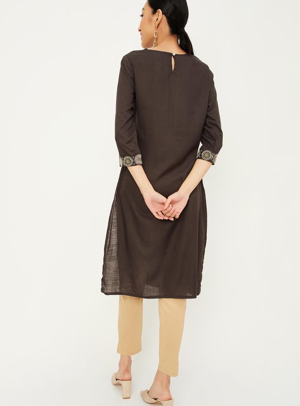 Women Embroidered Straight Kurta