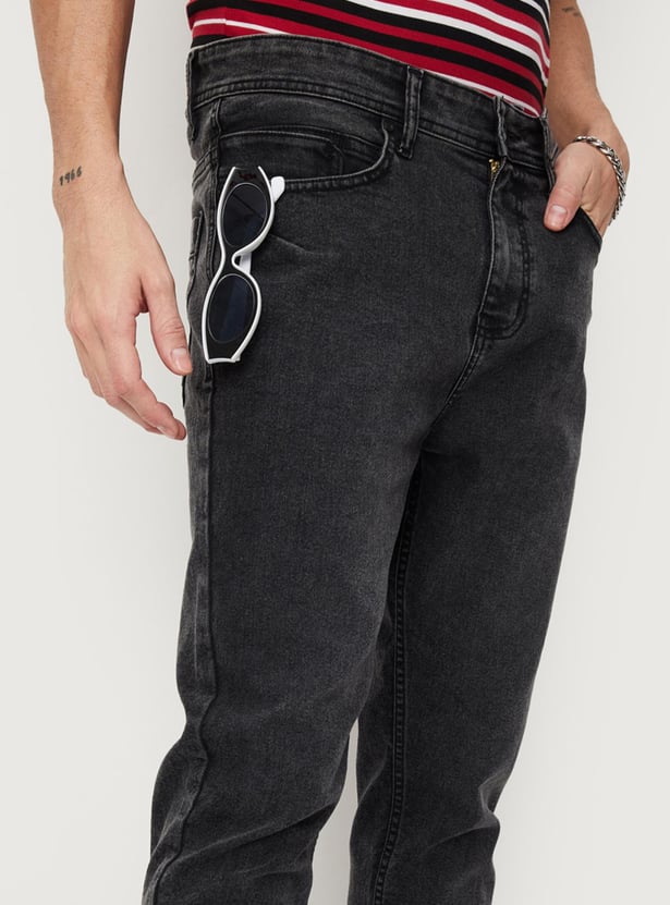 Men Solid Carrot Fit Jeans