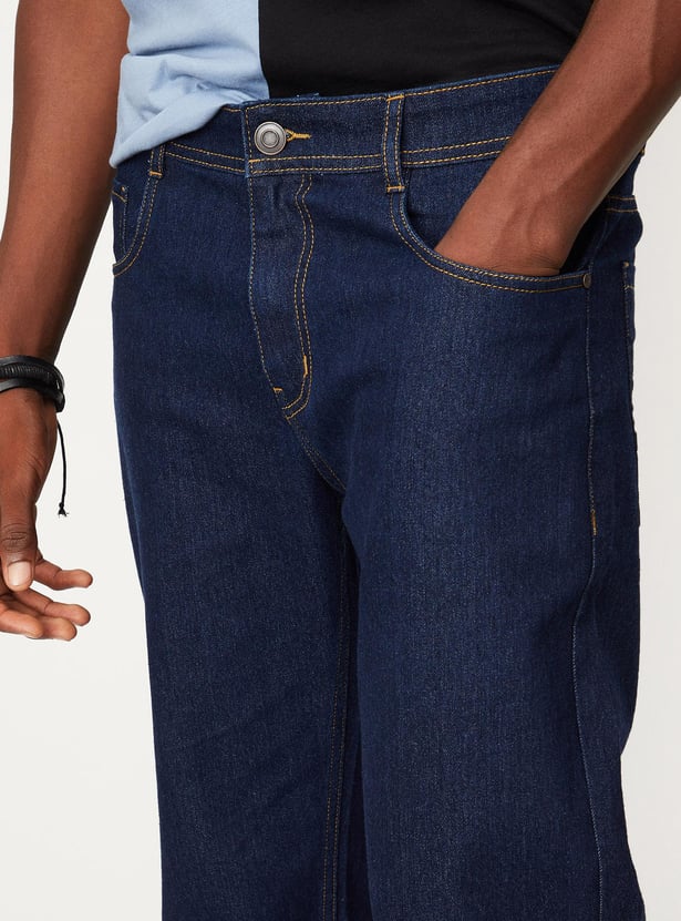 Men Solid Regular Fit Jeans