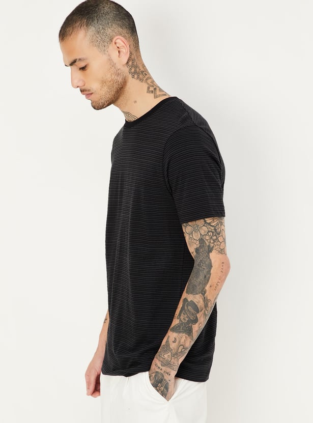 Men Striped Knit T-shirt with Pocket