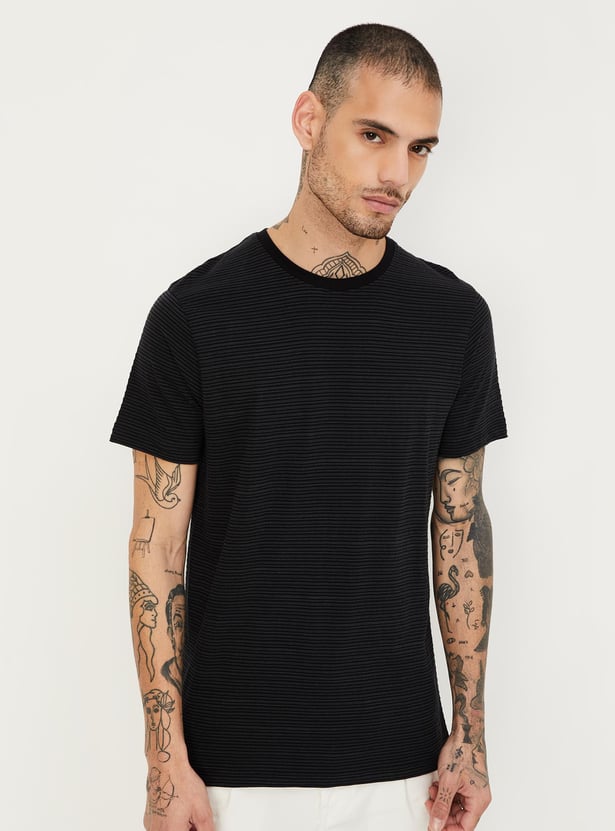 Men Striped Knit T-shirt with Pocket