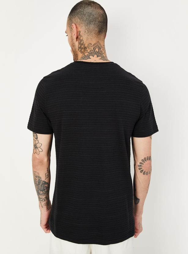 Men Striped Knit T-shirt with Pocket