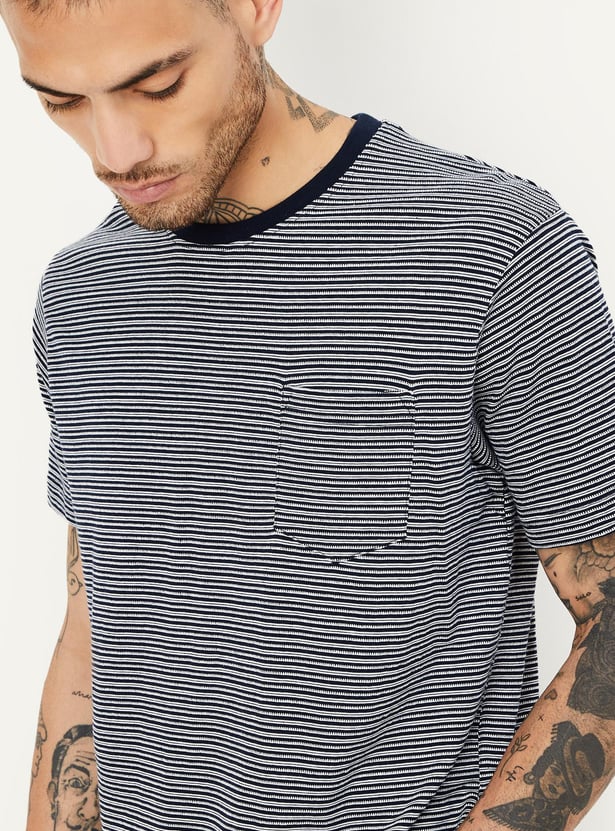 Men Striped Knit T-shirt with Pocket