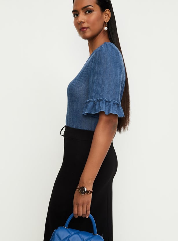 Women Textured Knit V-neck Top