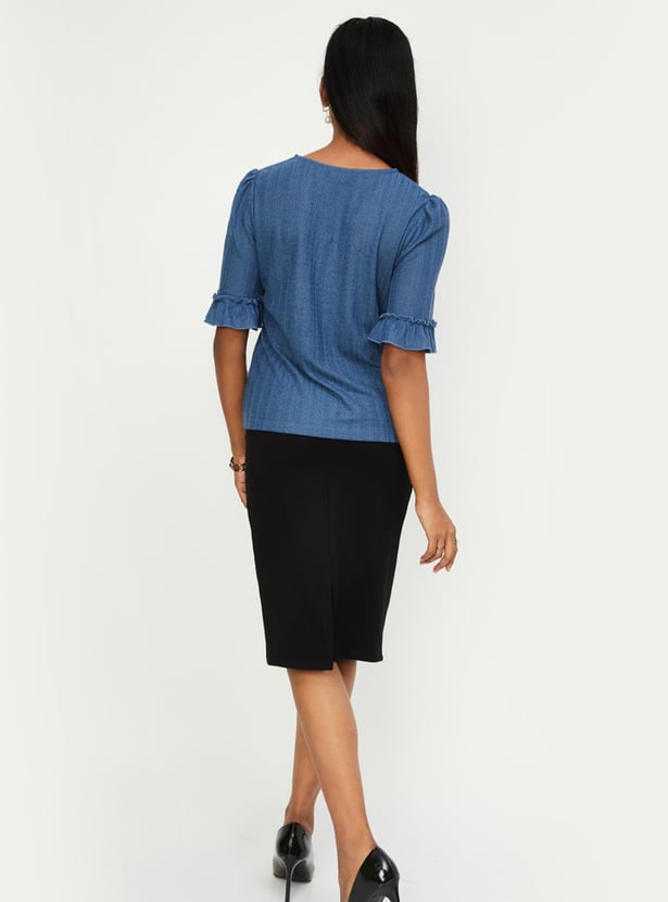 Women Textured Knit V-neck Top