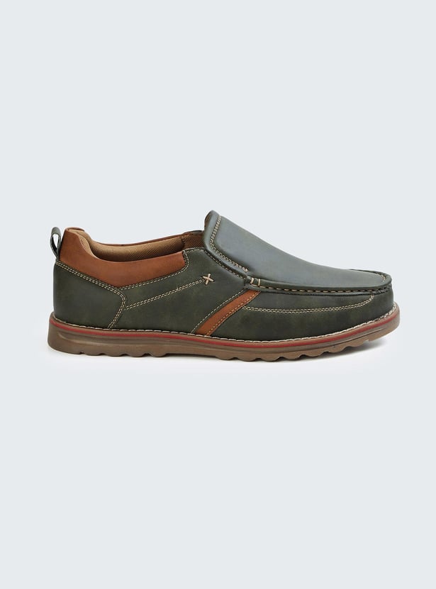 Men Colourblock Saddle Moccasins