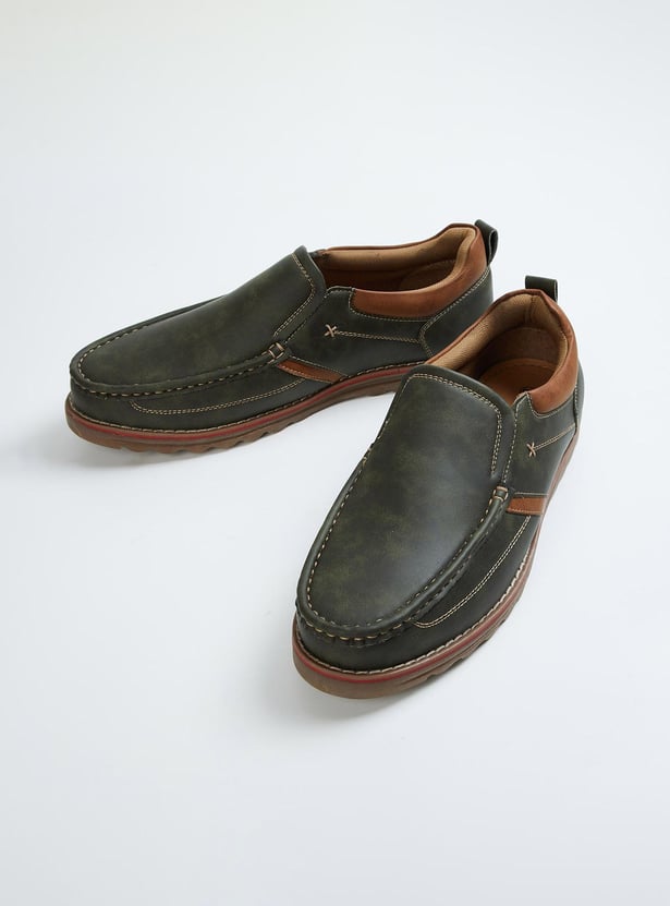 Men Colourblock Saddle Moccasins